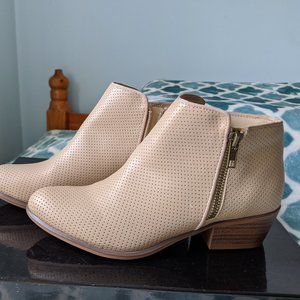 ESPRIT Tan Pleather Ankle Boots